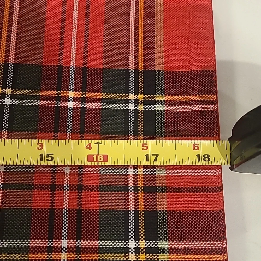 Pottery Barn Set Of Christmas Plaid Placemats